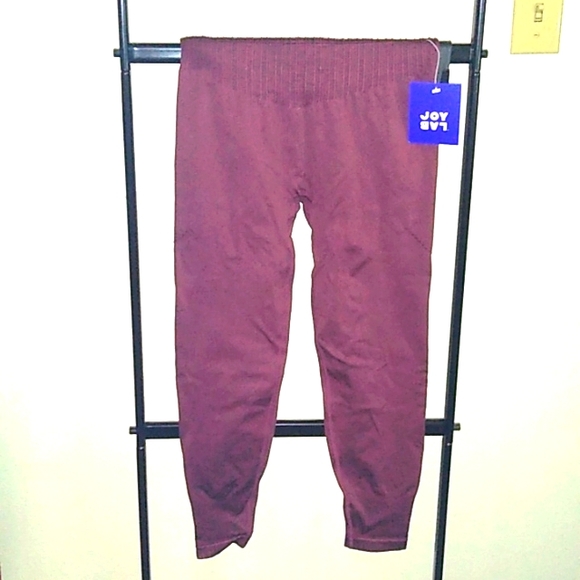 Women's Joy Lab Capri Length Yoga Pant - Picture 2 of 3